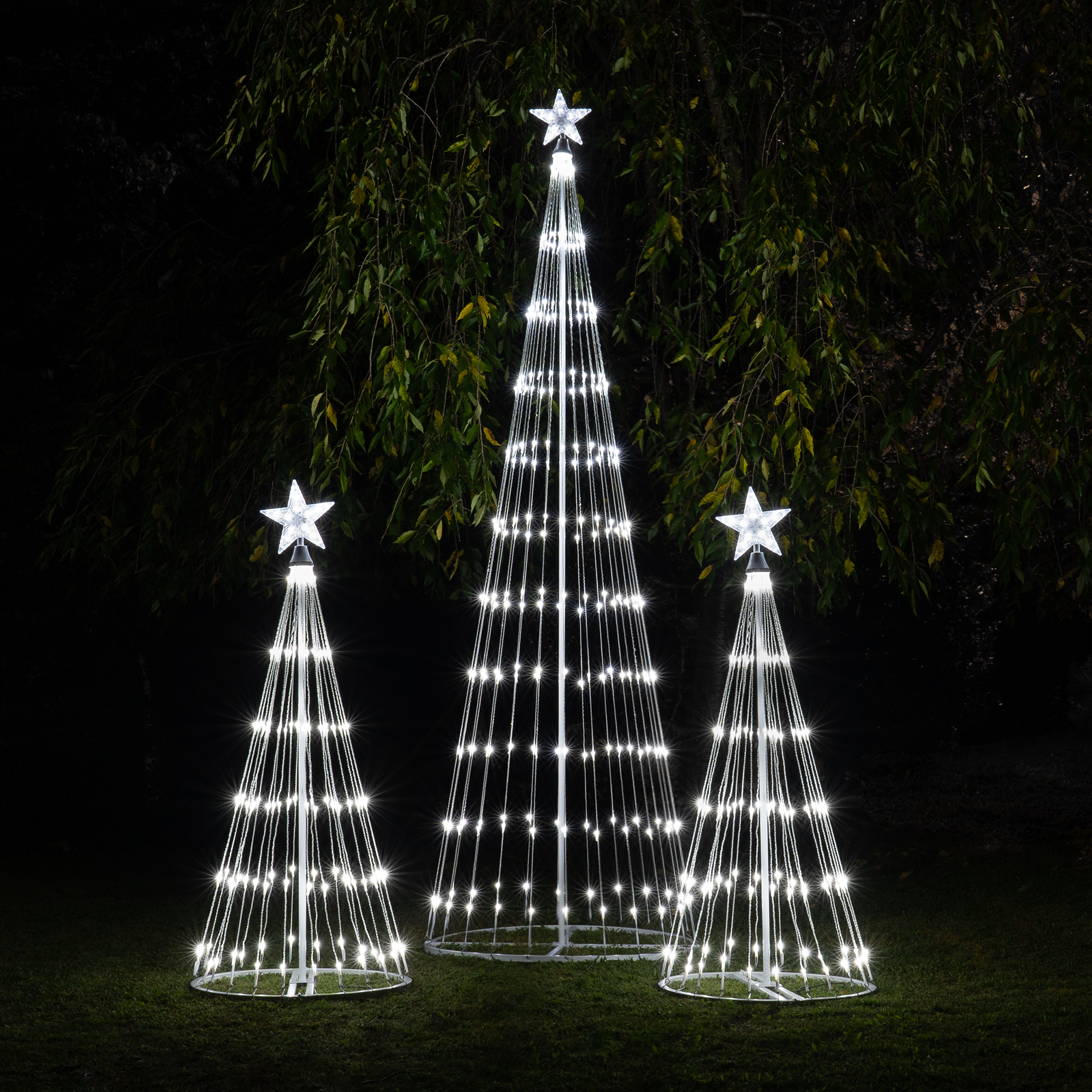 Cool White LED Animated Outdoor Lightshow Tree Wintergreen