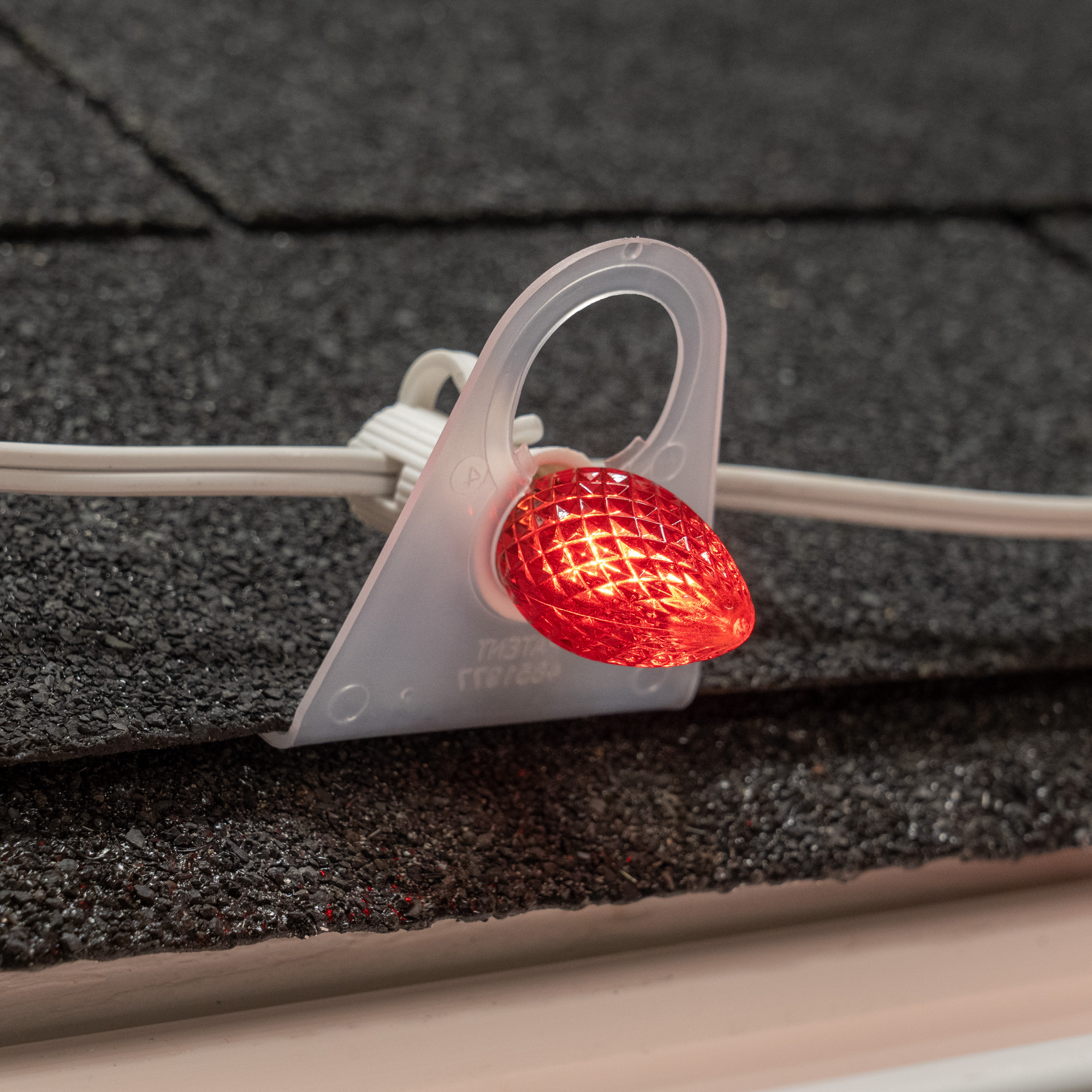 Light Clips - Original Shingle Tab - Wintergreen Corporation