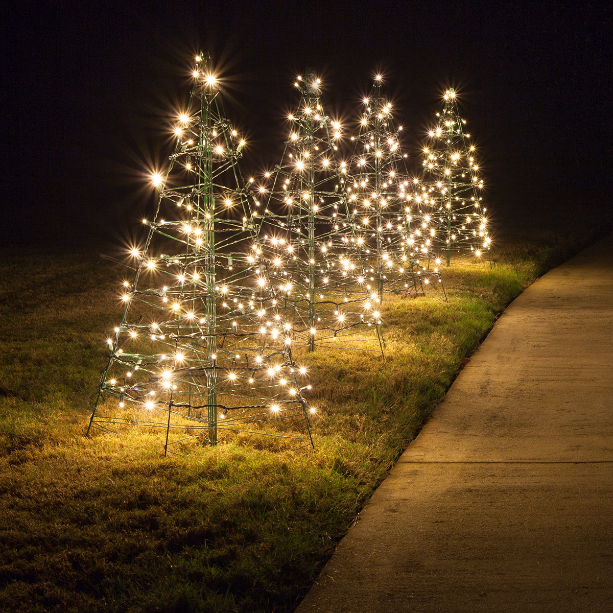 Lighted Warm White LED Outdoor Christmas Tree - Wintergreen Corporation ...