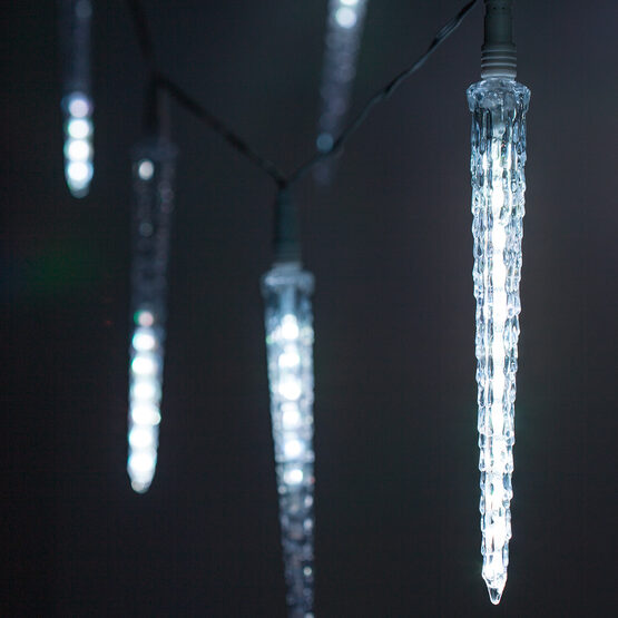 falling icicle lights 10 rgb led lights wintergreen outdoor falling icicle lights