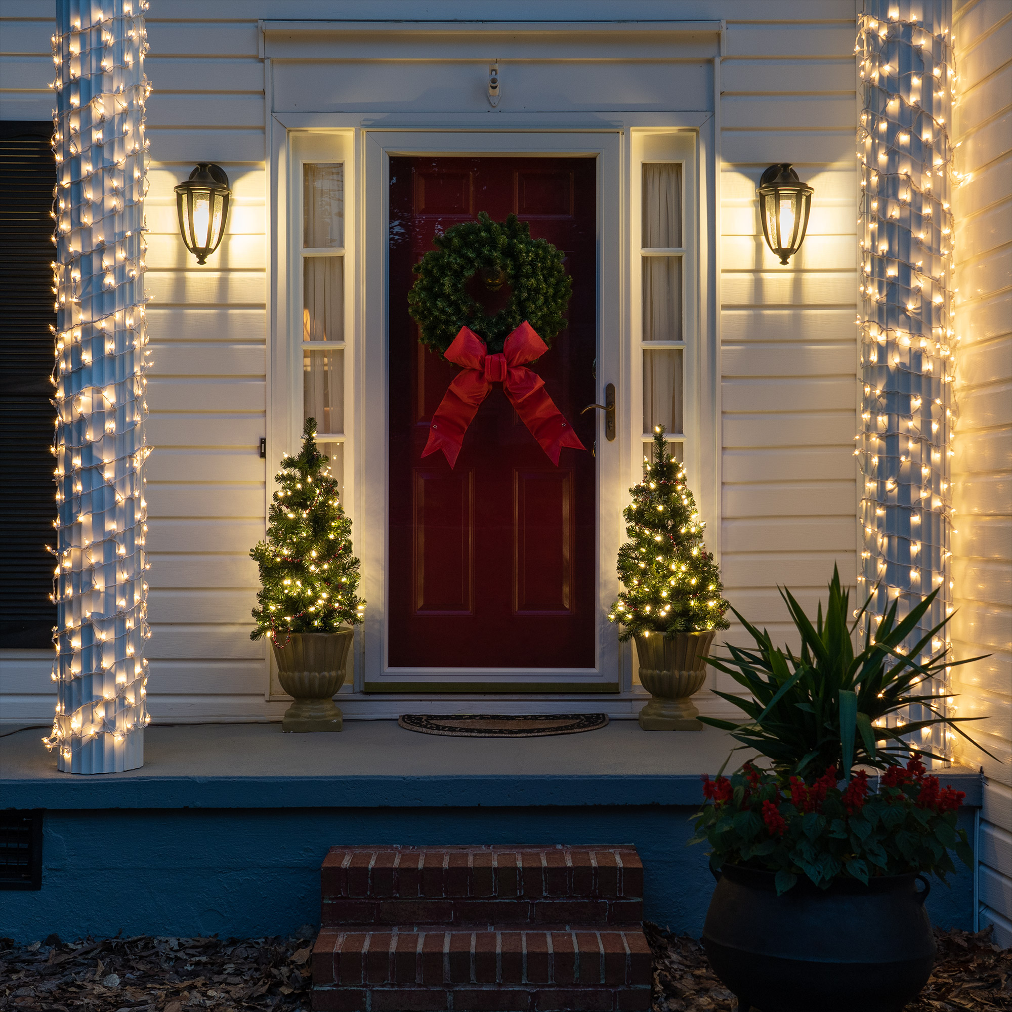 outdoor christmas pole wrap